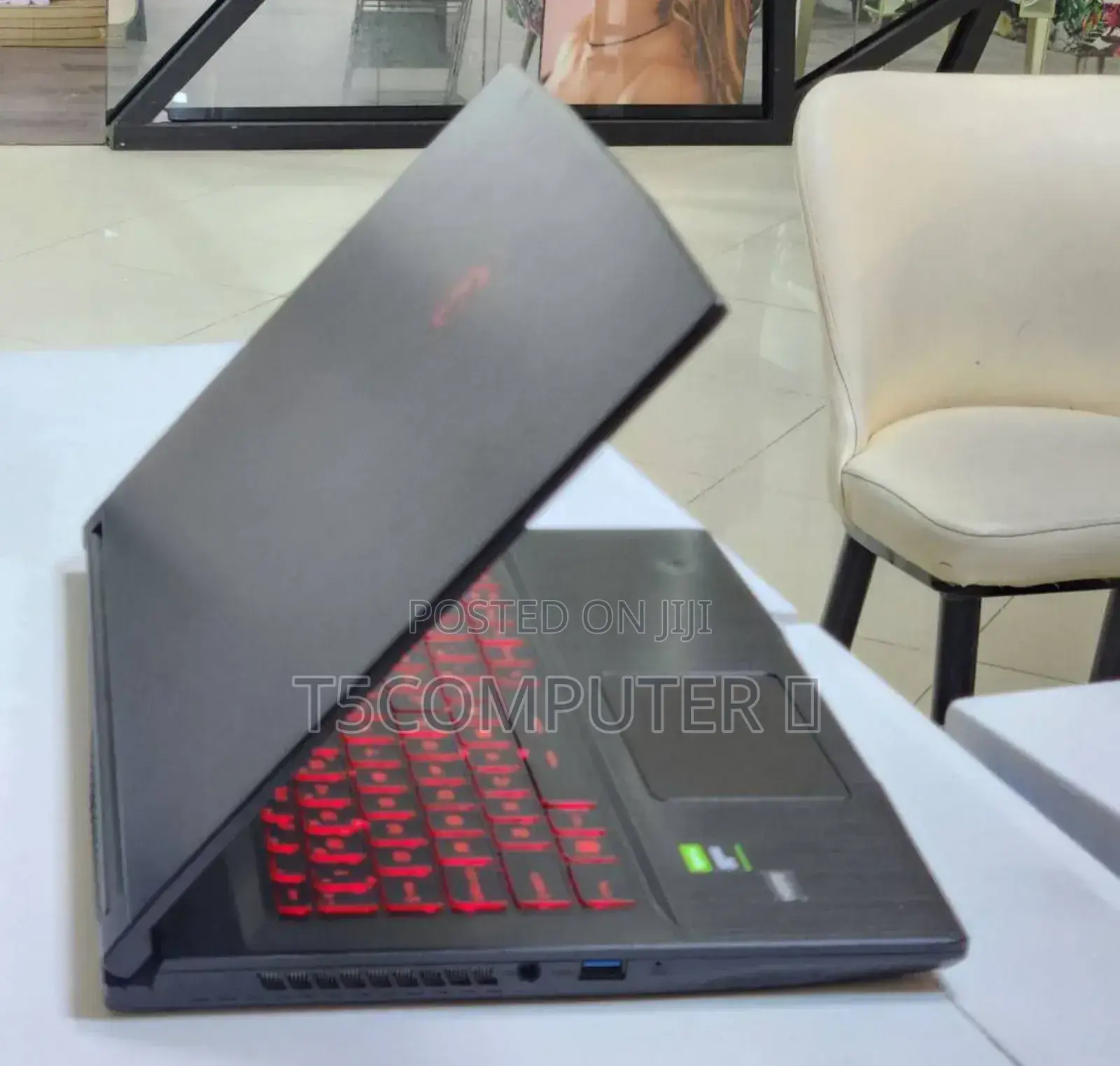 New Laptop MSI GF63 12GB Intel Core I5 SSD 512GB