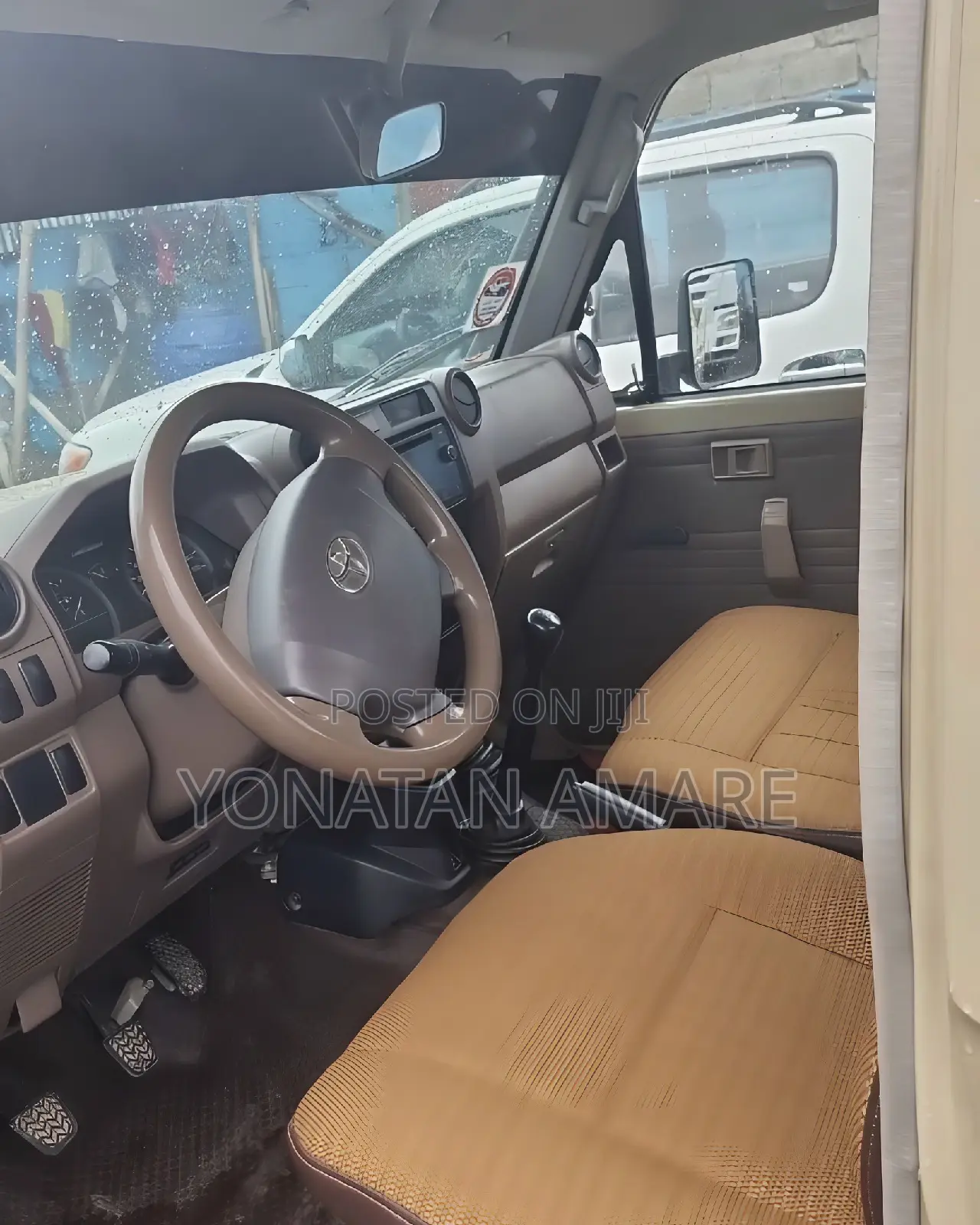 Toyota Land Cruiser 2019 Gold