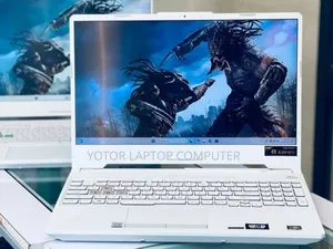 Photo - New Laptop Asus 16GB AMD Ryzen 7 SSD 1T