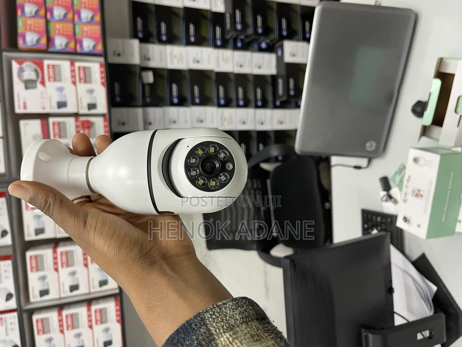 Bulbs 360 Degrees Security Camera