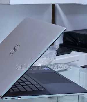 New Laptop Dell XPS 15 16GB Intel Core I7 SSD 1T