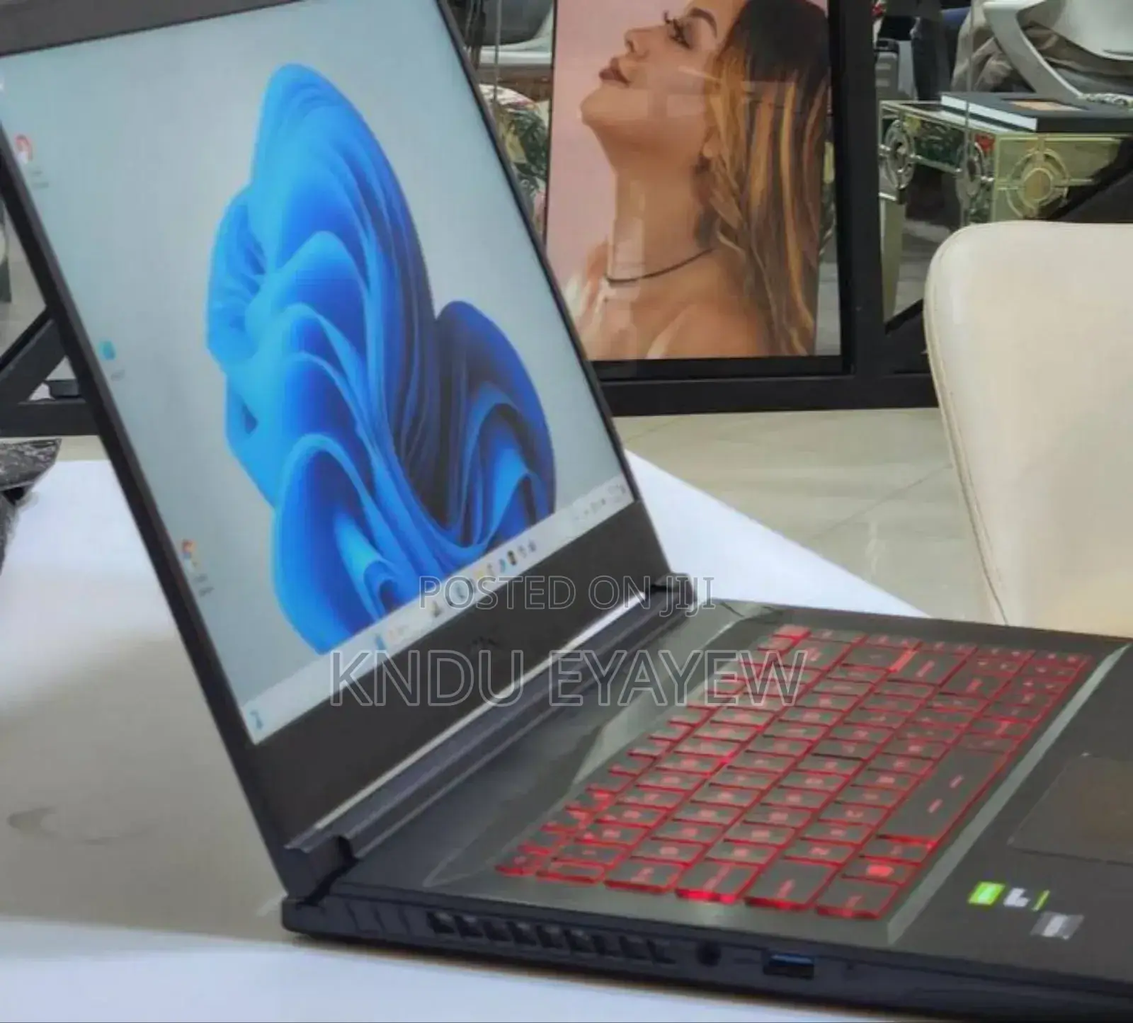 New Laptop MSI GF63 12GB Intel Core I5 SSD 512GB