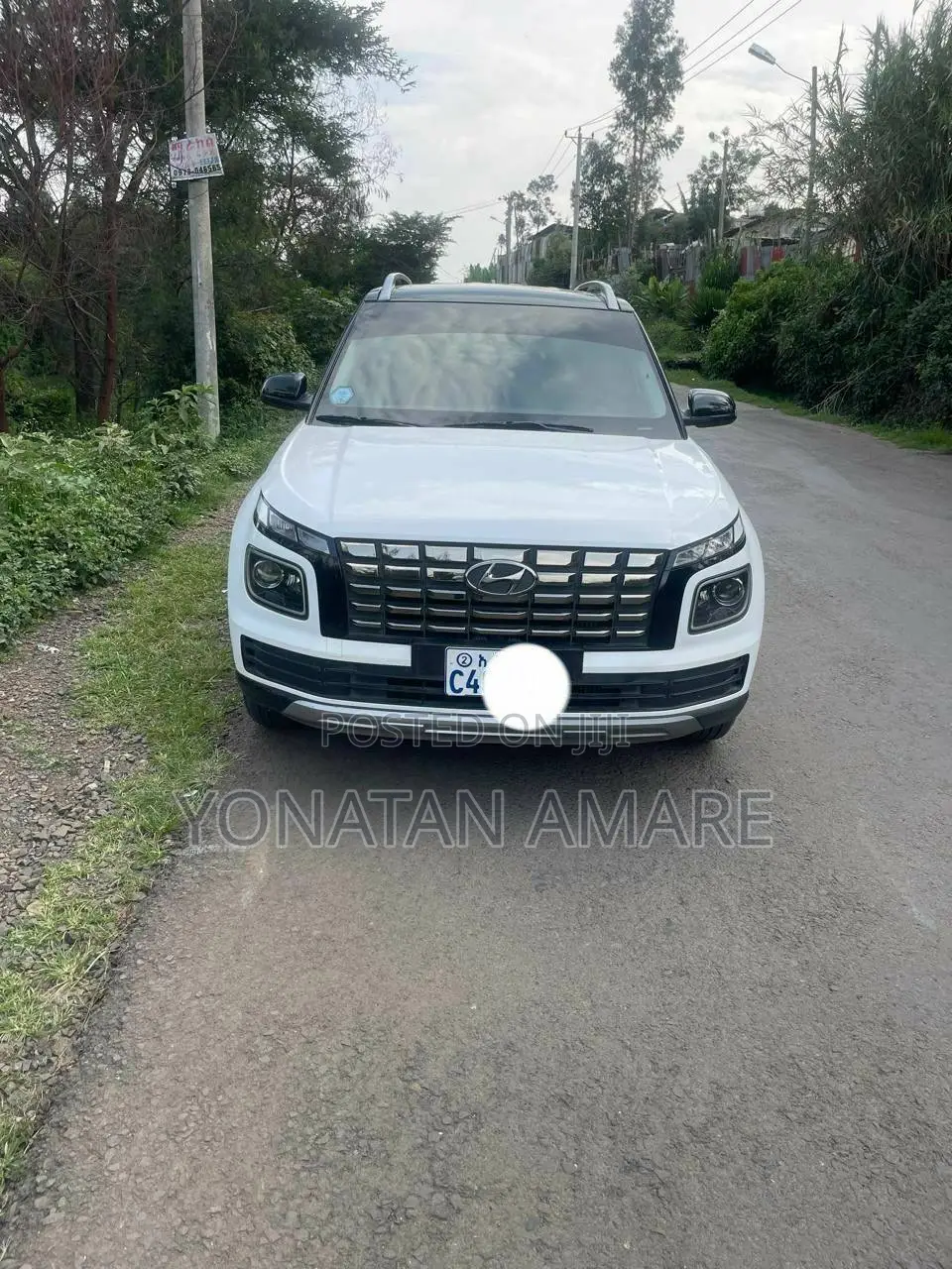 Hyundai Venue 2023 White