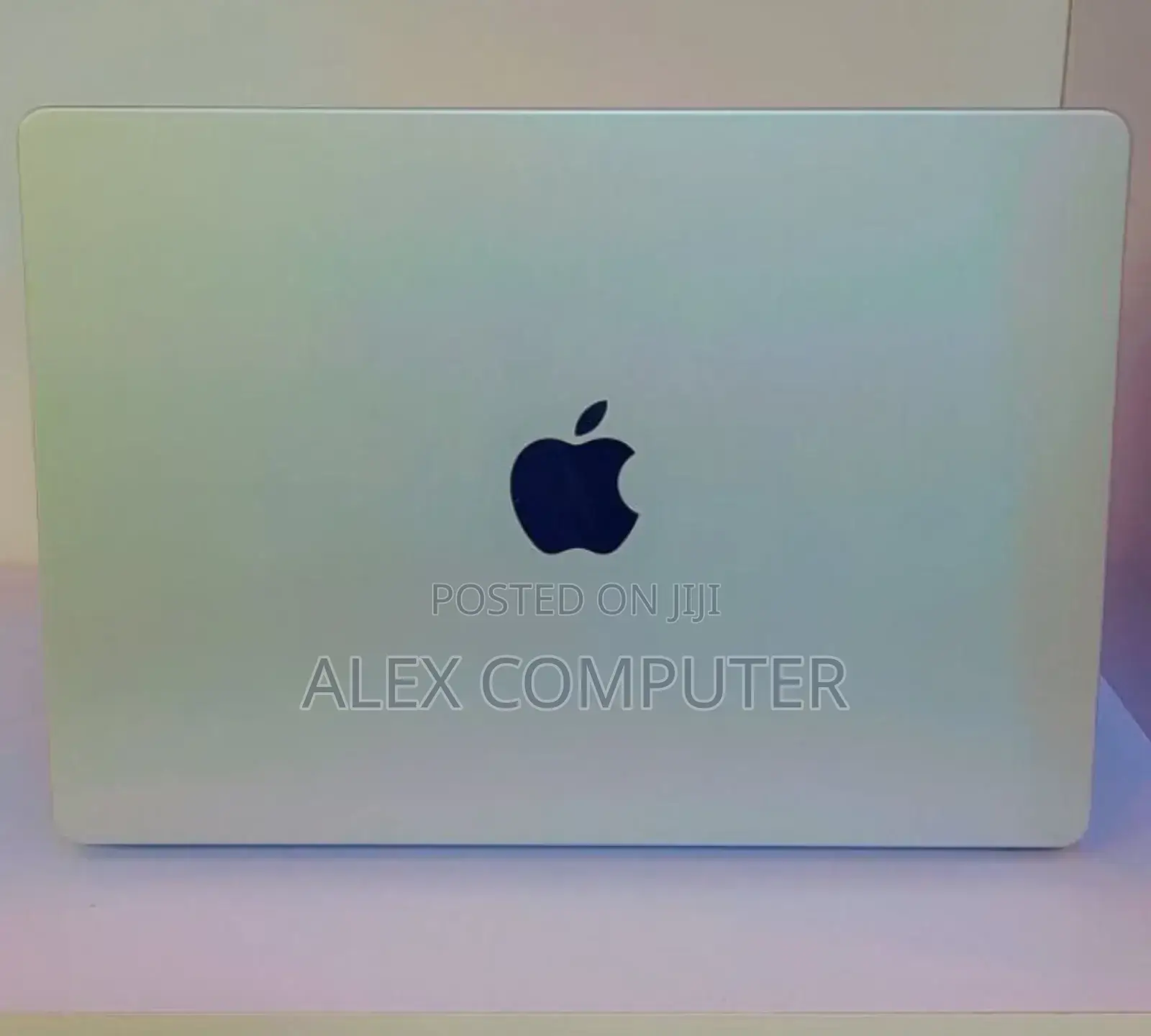 New Laptop Apple MacBook Pro M1 16GB Apple M1 Pro SSD 512GB