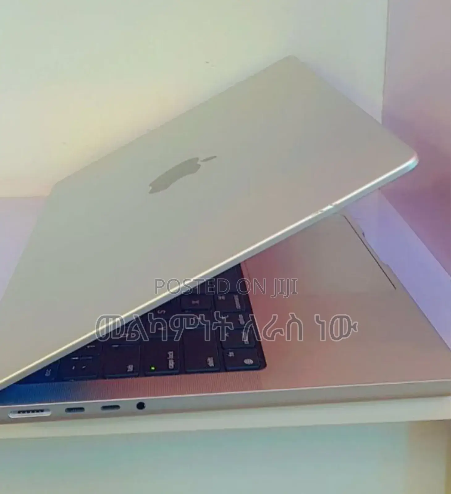 New Laptop Apple MacBook Pro M1 16GB Apple M1 Pro SSD 512GB