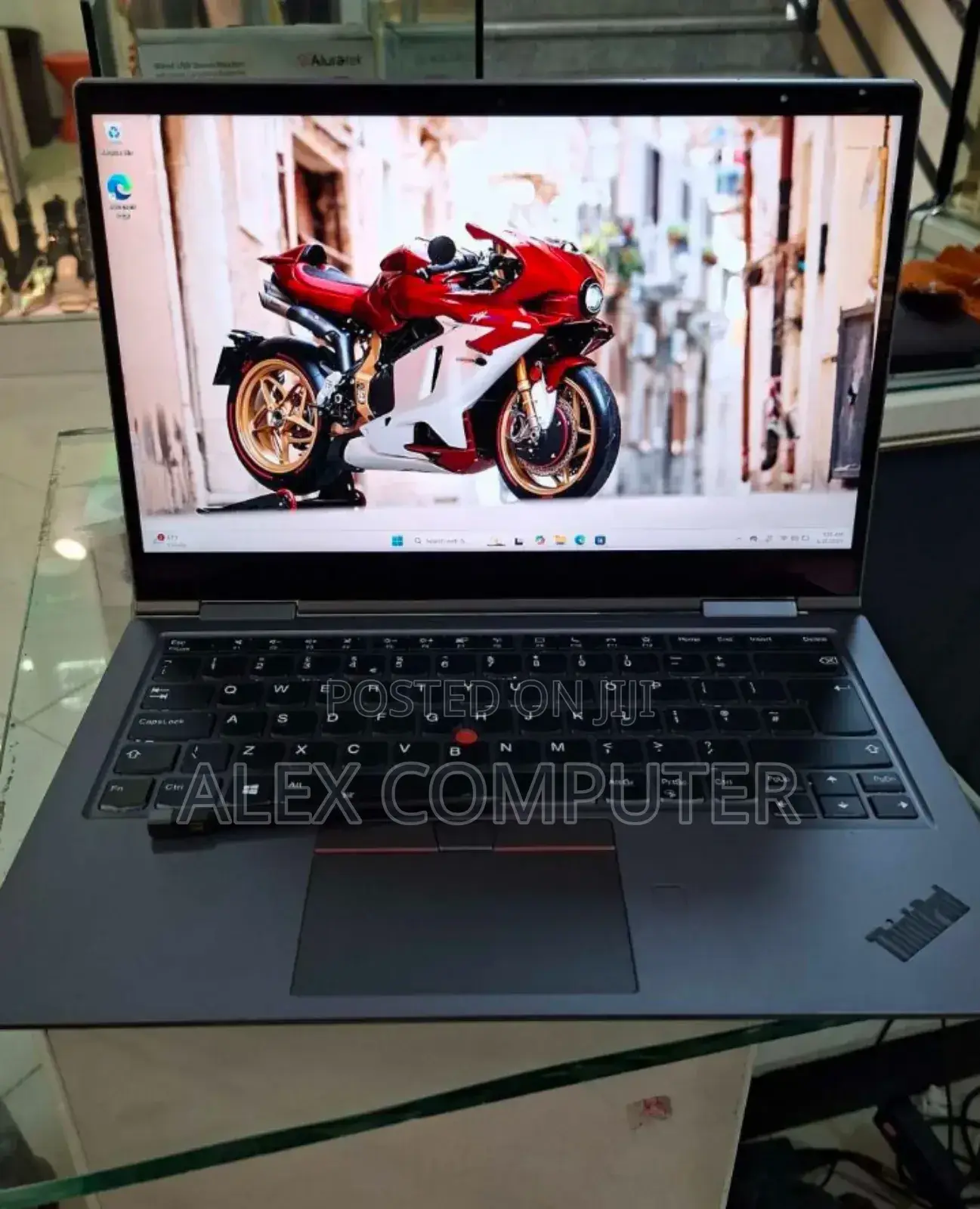 New Laptop Lenovo Thinkpad X1 Yoga 16GB Intel Core I7 SSD 512GB