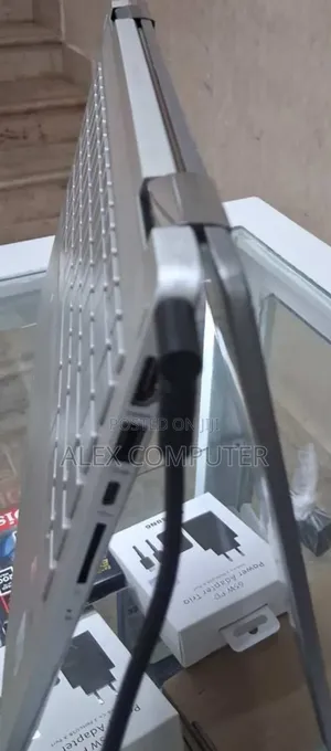 Photo - New Laptop HP Pavilion 14 8GB Intel Core I7 SSD 256GB