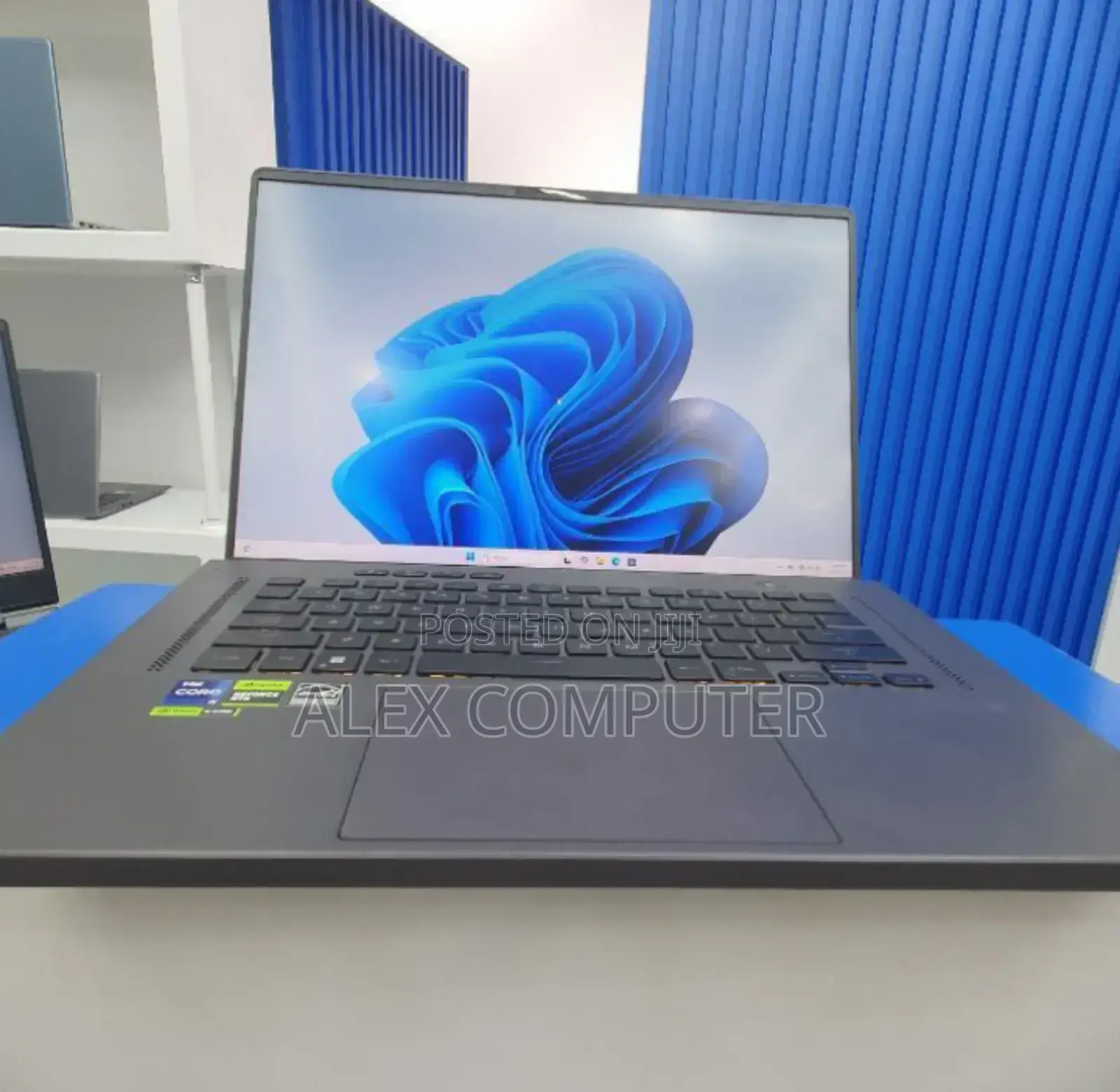 New Laptop Asus ROG Zephyrus G15 16GB Intel Core I9 SSD 1T