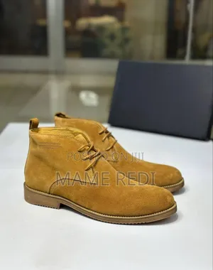 Renato Dulbecc Chukka Boots