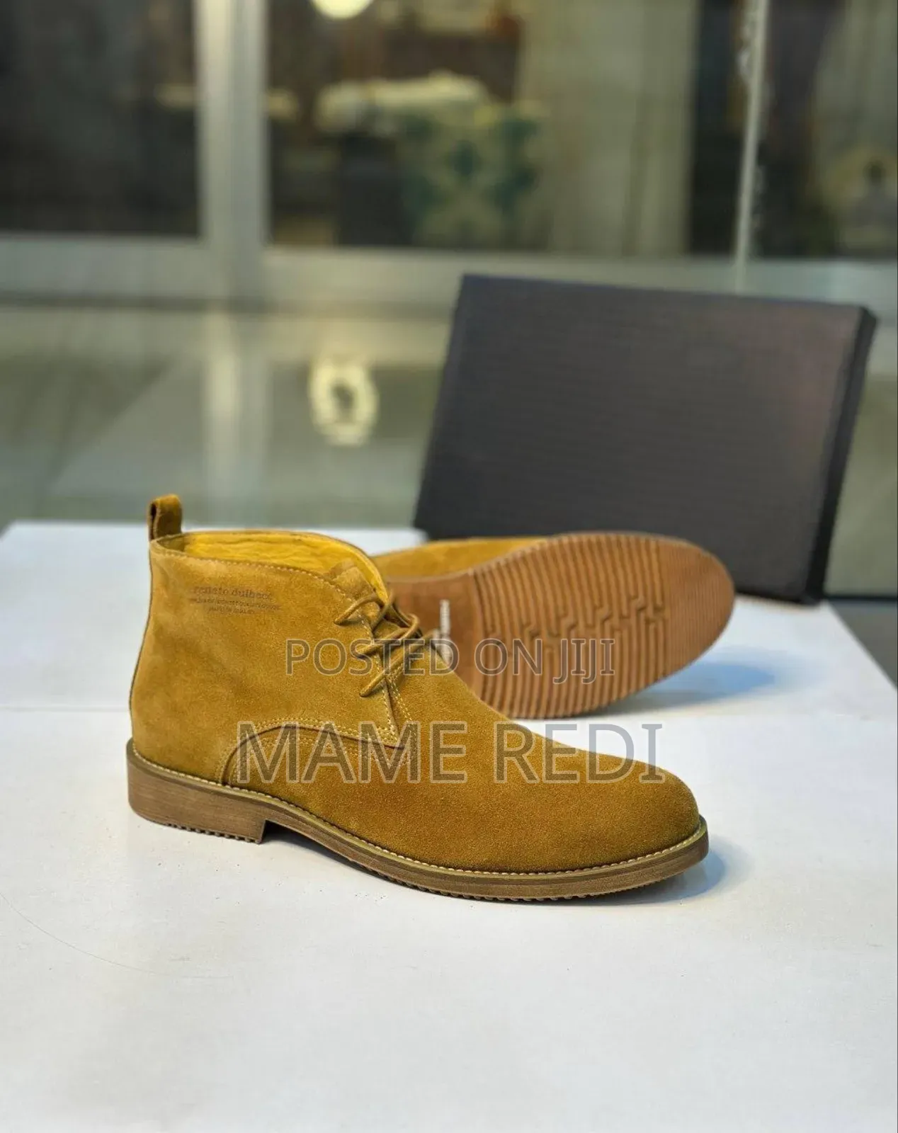Renato Dulbecc Chukka Boots