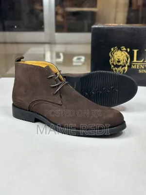 Renato Dulbecc Chukka Boots