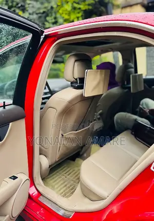 Mercedes-Benz E250 SV Premium 2014 Red