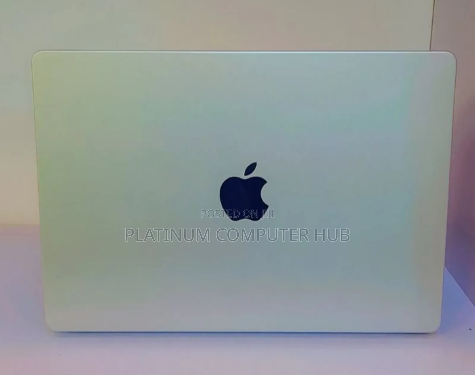 New Laptop Apple MacBook Pro 2021 M1 16GB Apple M1 Pro SSD 512GB