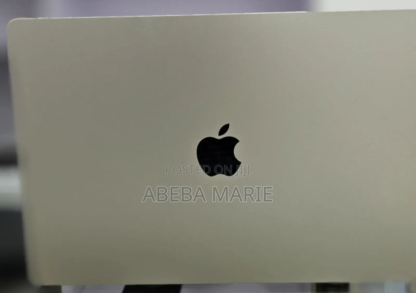 New Laptop Apple MacBook Air 2024 M3 15-Inch 8GB Apple M3 SSD 256GB