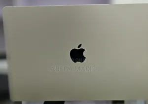 New Laptop Apple MacBook Air 2024 M3 15-Inch 8GB Apple M3 SSD 256GB