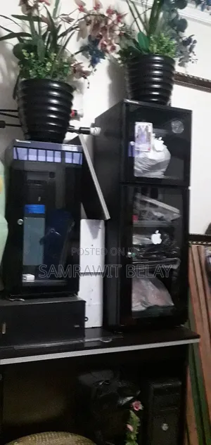 የፎቶ/ቪዲዮ ስቱዲዮ እና የሬሰፕሽን ዕቃዎች