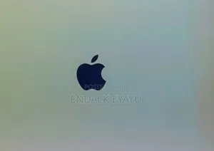 New Laptop 16GB Apple M1 SSD 512GB