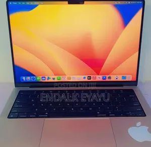 New Laptop 16GB Apple M1 SSD 512GB