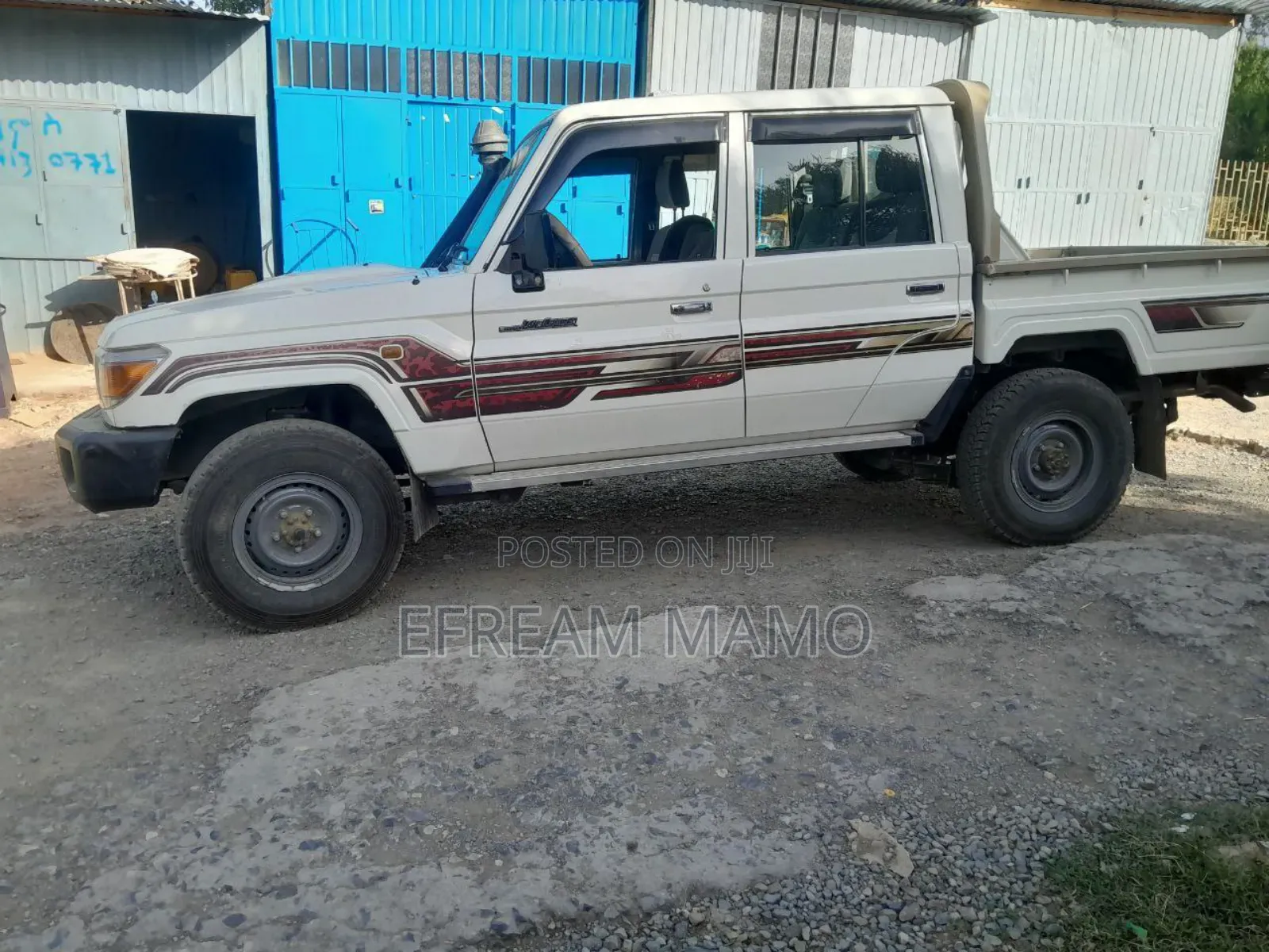 Toyota Land Cruiser 2016 White