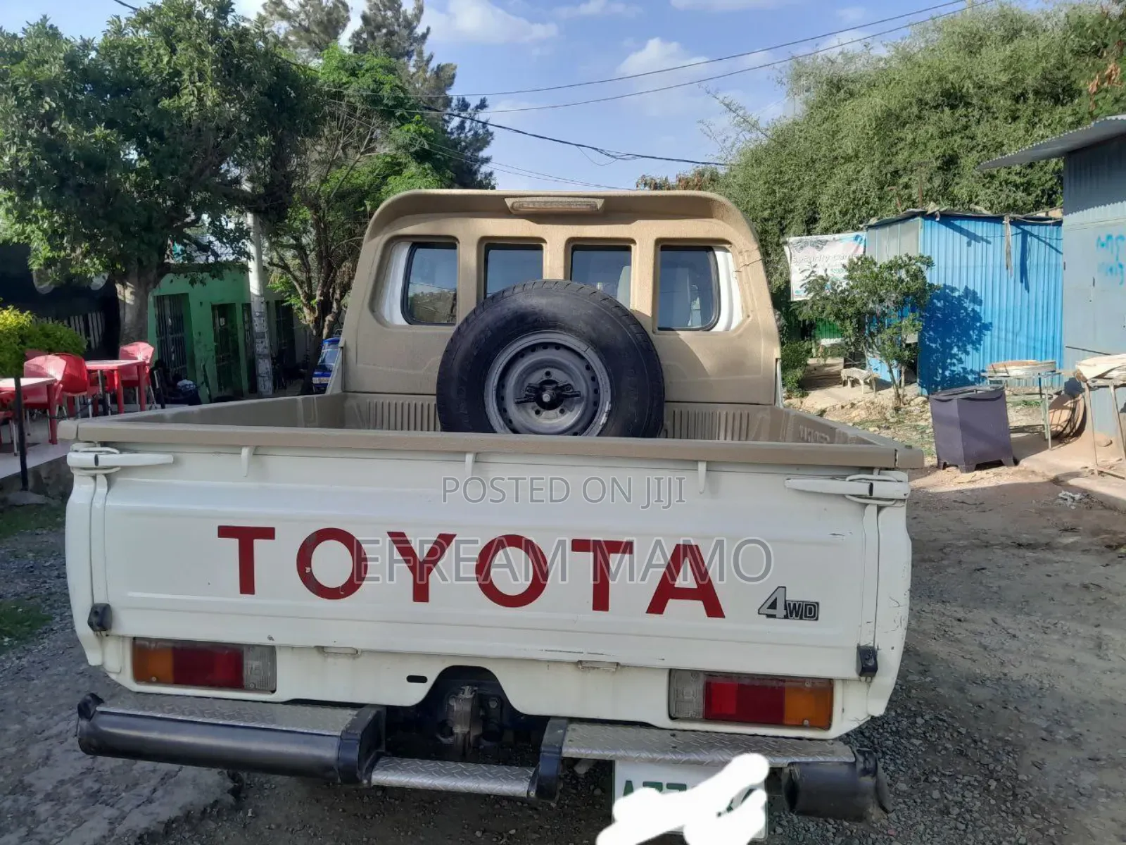 Toyota Land Cruiser 2016 White