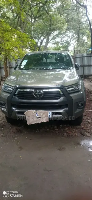 Toyota Hilux 2023