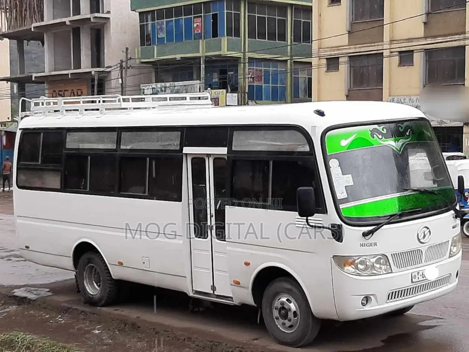 Higer KLQ5030XBYC4 2009 White