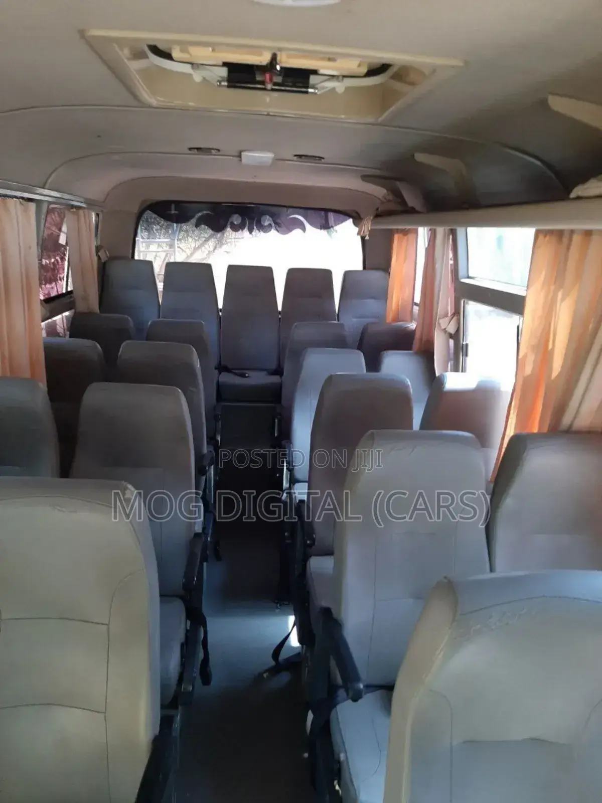 Higer KLQ5030XBYC4 2009 White