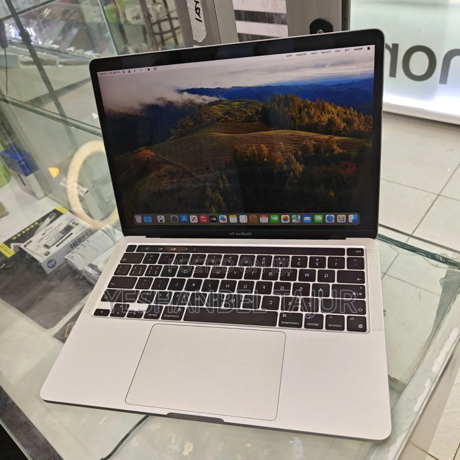 New Laptop Prostar 8GB Apple M1 SSD 256GB