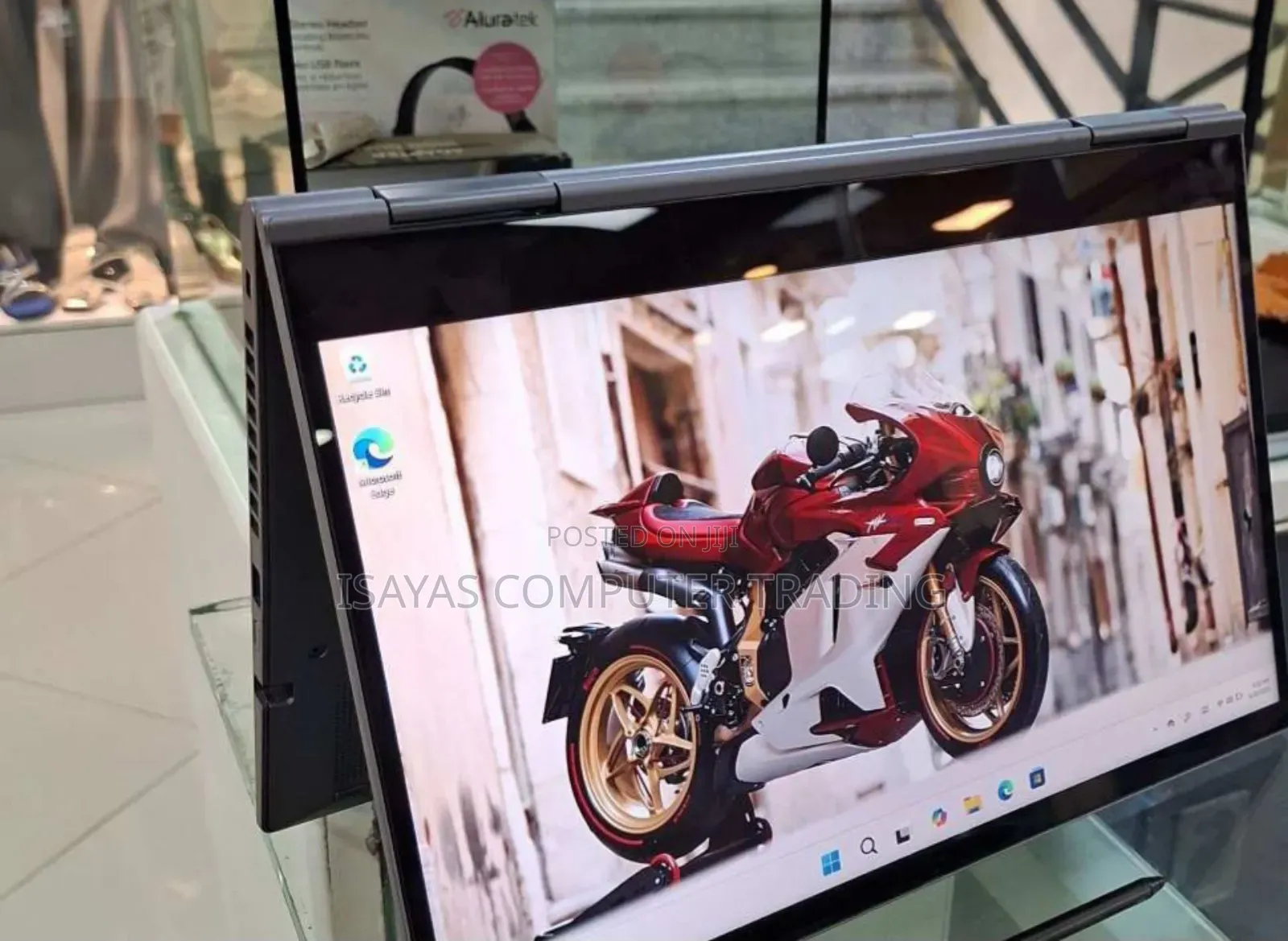 New Laptop Lenovo ThinkPad Yoga 16GB Intel Core I7 SSD 512GB