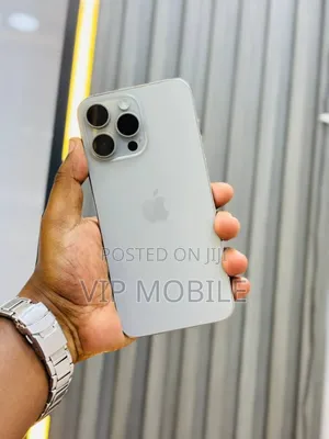 Photo - New Apple iPhone 15 Pro Max 256 GB