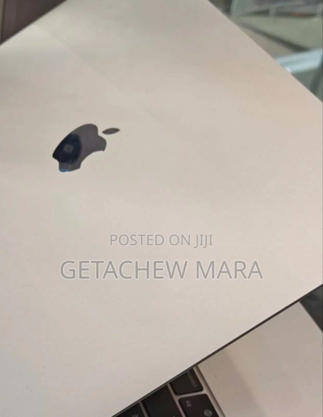 New Laptop Apple MacBook Pro M1 8GB Apple M1 Pro SSD 256GB