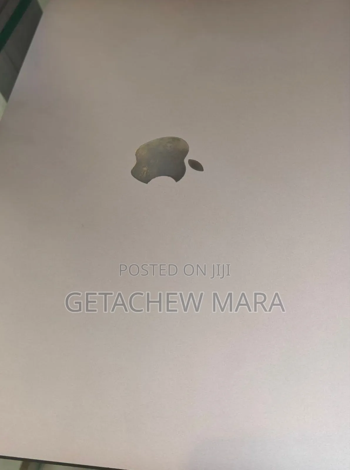 New Laptop Apple MacBook Pro M1 8GB Apple M1 Pro SSD 256GB