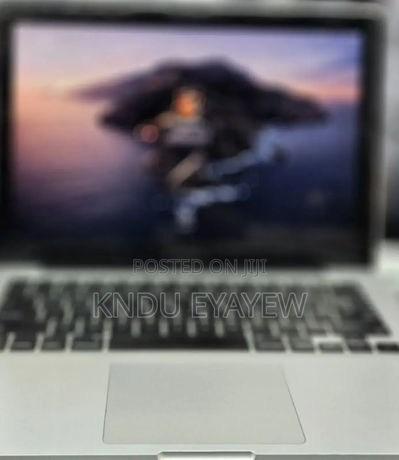 New Laptop Apple MacBook 2012 4GB Intel Core I5 SSD 256GB