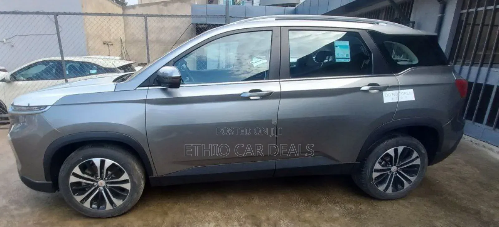 Chevrolet Captiva 2023 Gray