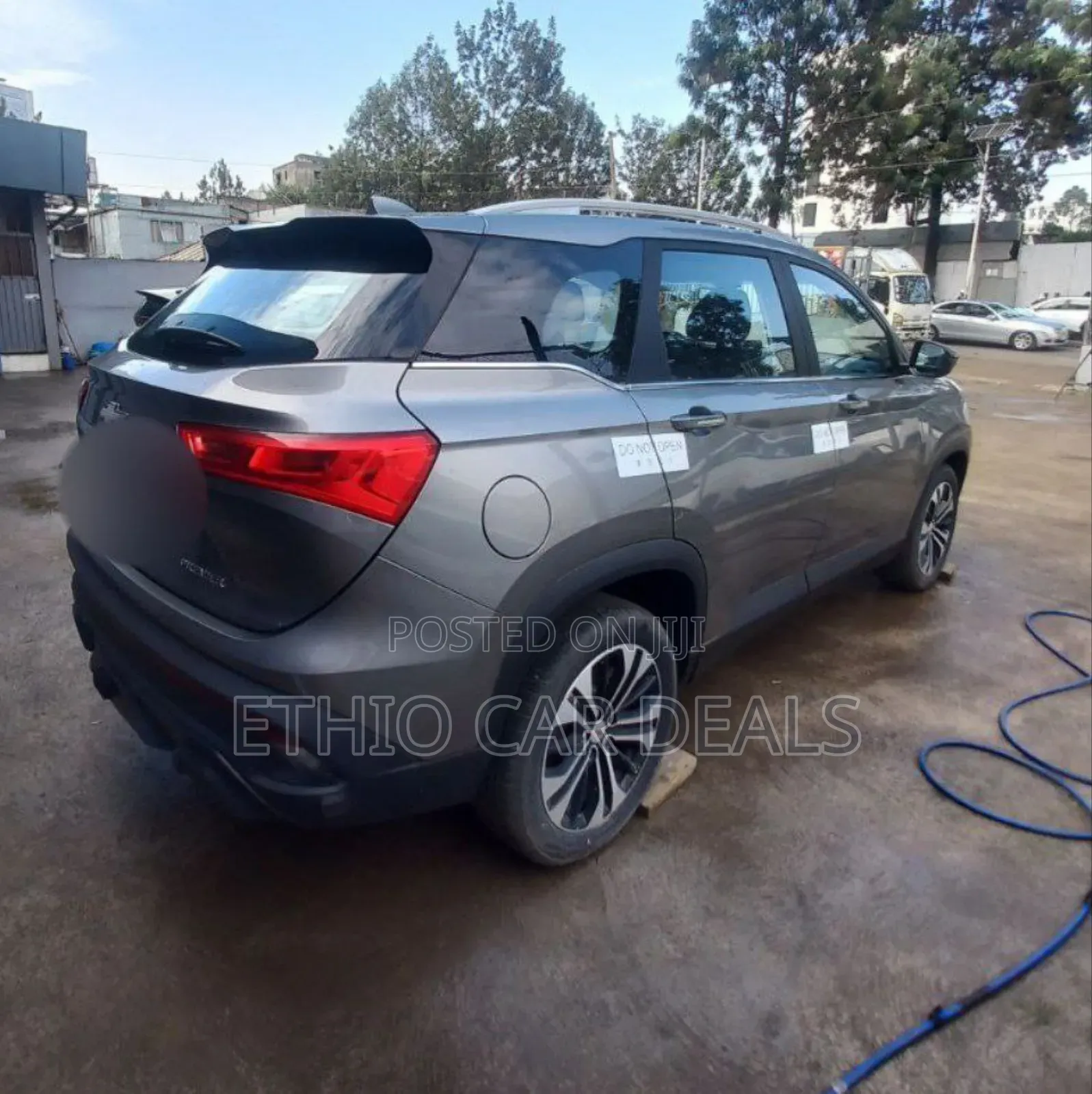 Chevrolet Captiva 2023 Gray