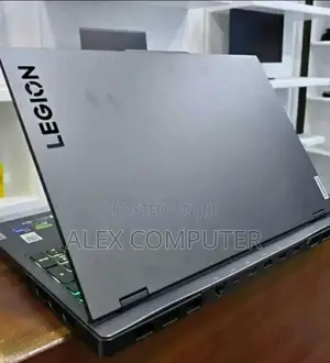 New Laptop Lenovo Legion 5 16GB AMD Ryzen 7 SSD 512GB