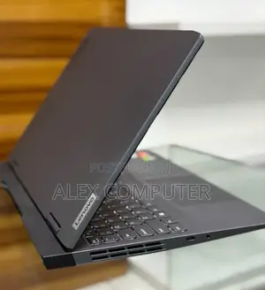 New Laptop Lenovo Legion 5 16GB AMD Ryzen 7 SSD 512GB