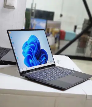 Photo - New Laptop Lenovo Yoga 7i 32GB Intel Core I7 SSD 1T