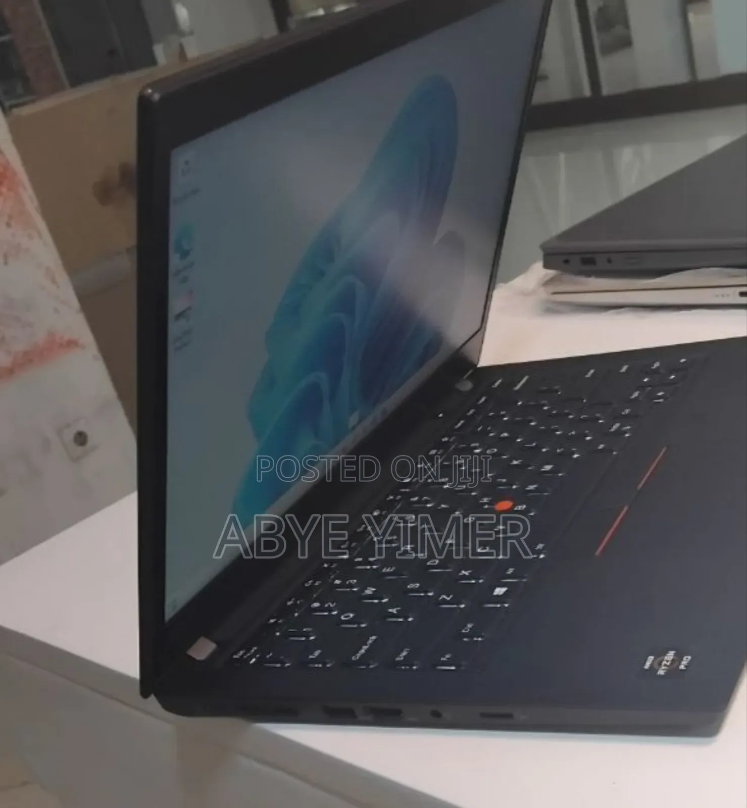 New Laptop Lenovo ThinkPad T495s 16GB AMD Ryzen 5 SSD 512GB