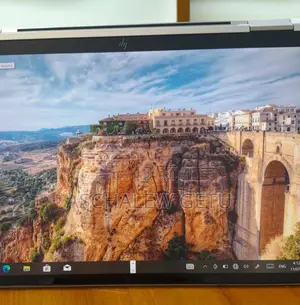 New Laptop HP EliteBook X360 1040 G7 16GB Intel Core I7 SSD 512GB