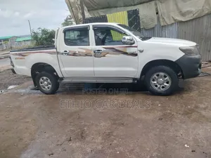 Toyota Hilux 3.0 D-4D Double Cab 2008 White