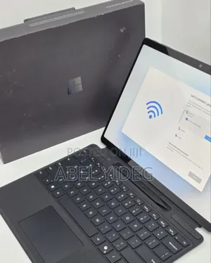 New Laptop Microsoft Surface Pro 16GB Intel Core I7 SSD 512GB