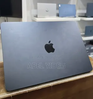 Photo - New Laptop Apple MacBook Air 8GB Apple M2 SSD 256GB