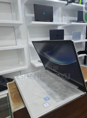 New Laptop HP 16GB Intel Core I3 SSD 512GB