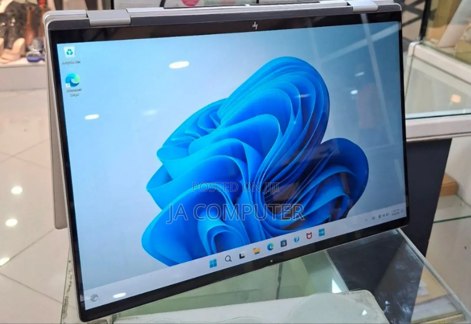 New Laptop HP Envy X360 32GB Intel Core Ultra 7 SSD 1T