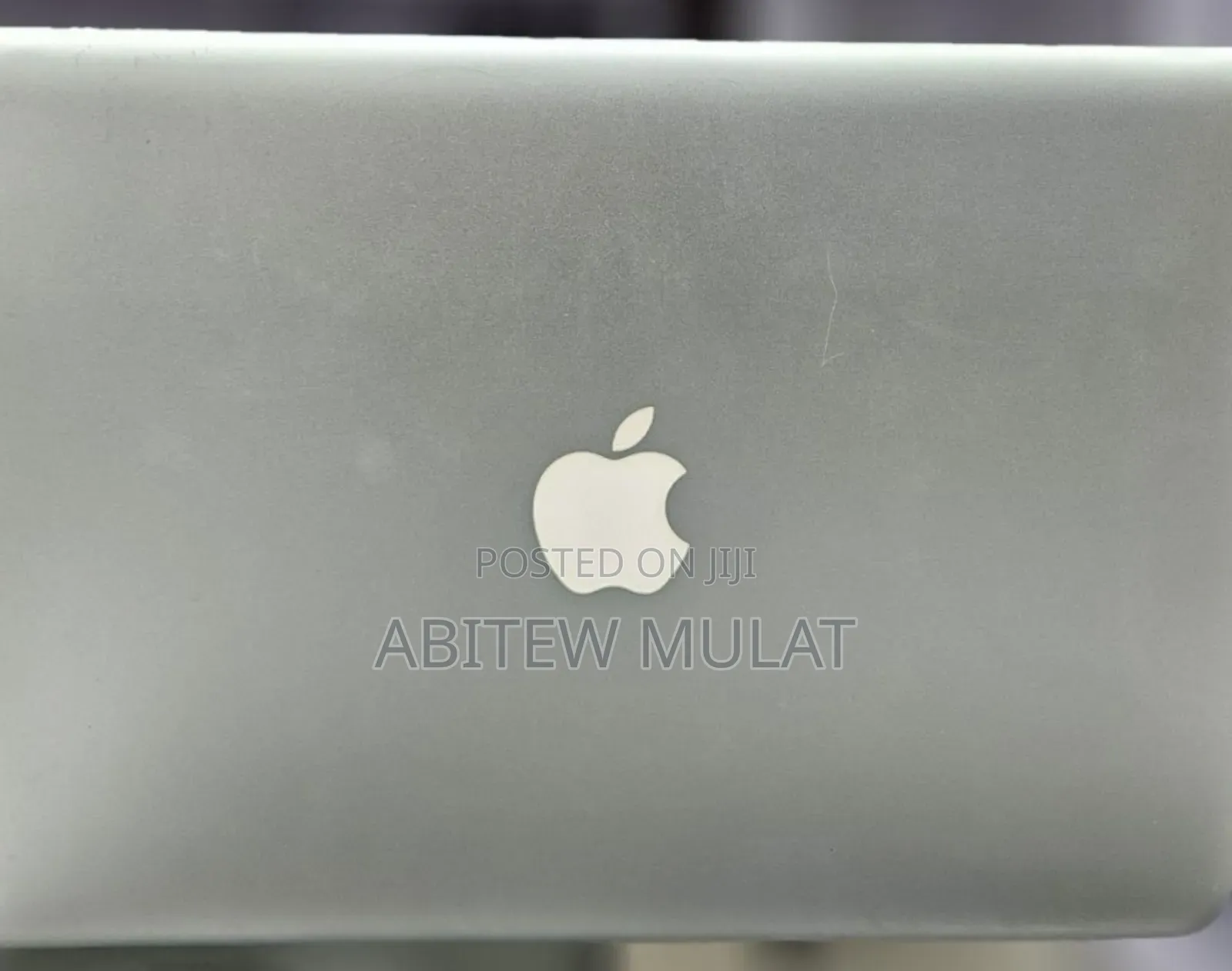 New Laptop Apple MacBook Pro 2012 4GB Intel Core I5 SSD 256GB