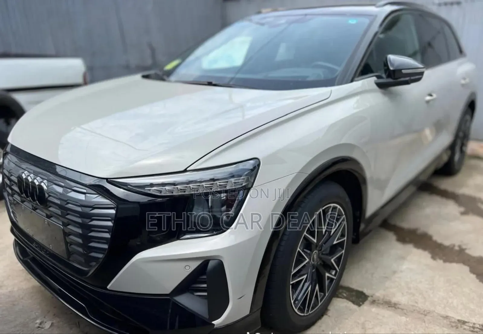 New Audi Q5 2024 White