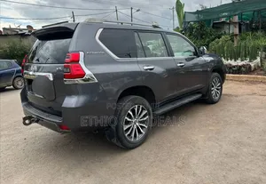 Toyota Land Cruiser Prado 2019 Black