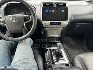 Toyota Land Cruiser Prado 2019 Black