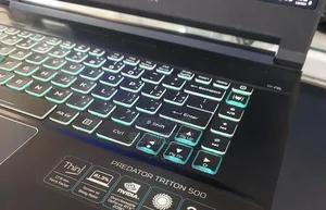 New Laptop Acer Predator Helios 300 16GB Intel Core I7 SSD 1T